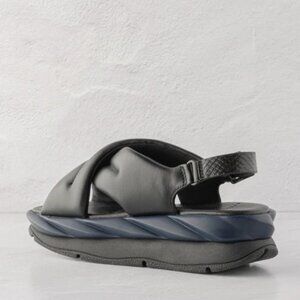 Black Padded Slingback Sandal with Twisted Strap